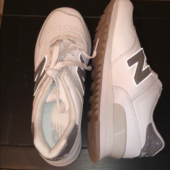 New balance shoes!!! - Picture 1 of 6